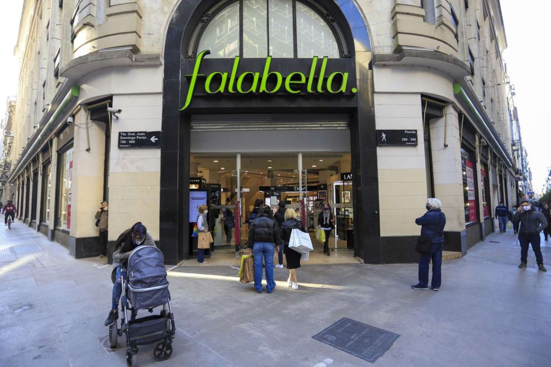 Falabella cierra otros tres locales en la Argentina