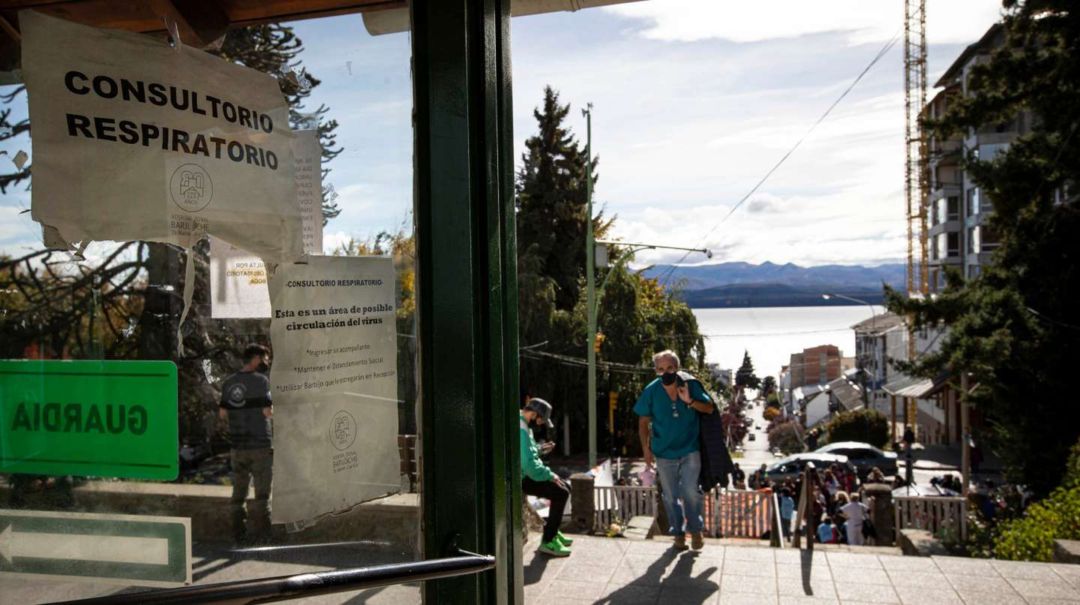 En ocho provincias, la positividad promedio de los test de coronavirus superó el 50%