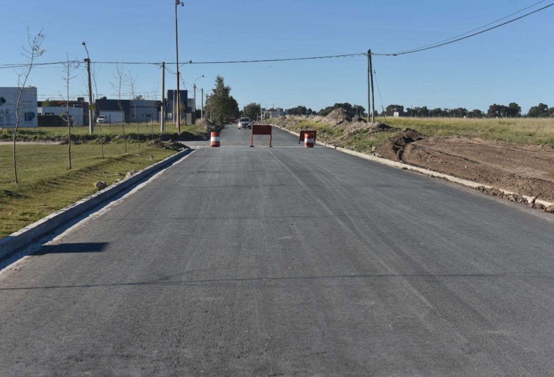 Avanza la obra de pavimentación en calle Gambartes