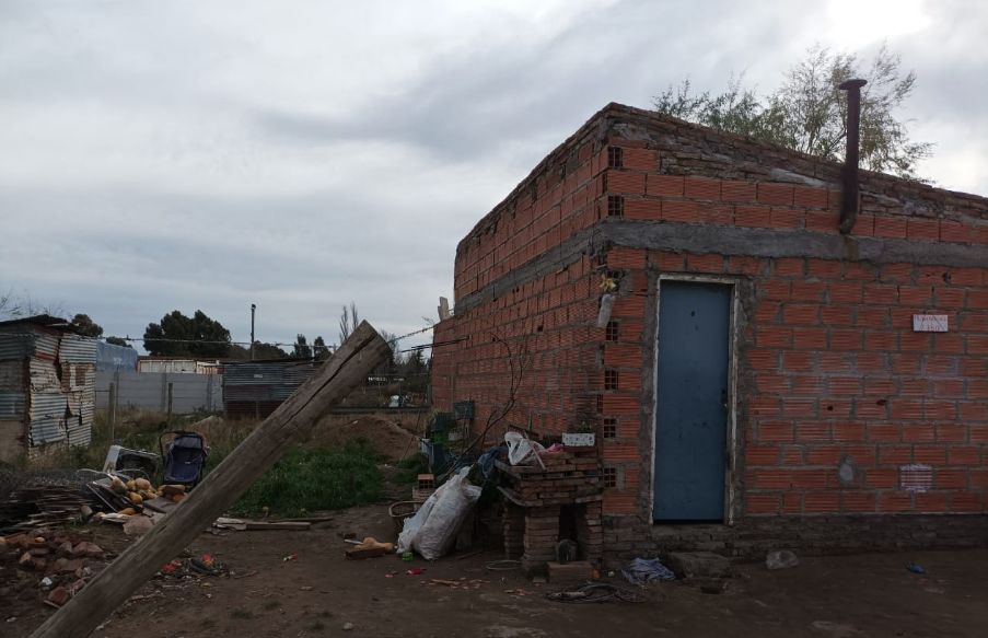 Se Incendió una vivienda y debieron asistir a una nena de dos años