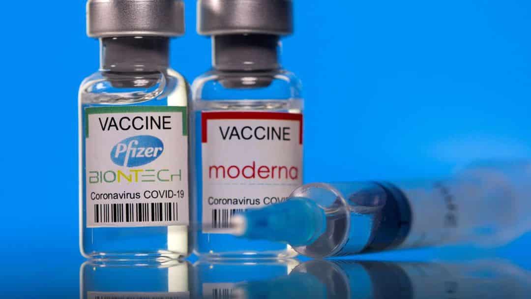 Alerta en EEUU: detectaron afecciones cardíacas en adolescentes y jóvenes tras aplicarse las vacunas de Pfizer y Moderna