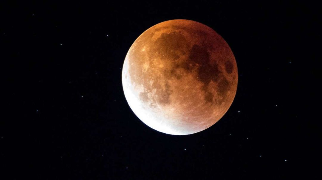 Superluna de fresa en junio: cuándo es y cómo podemos verla