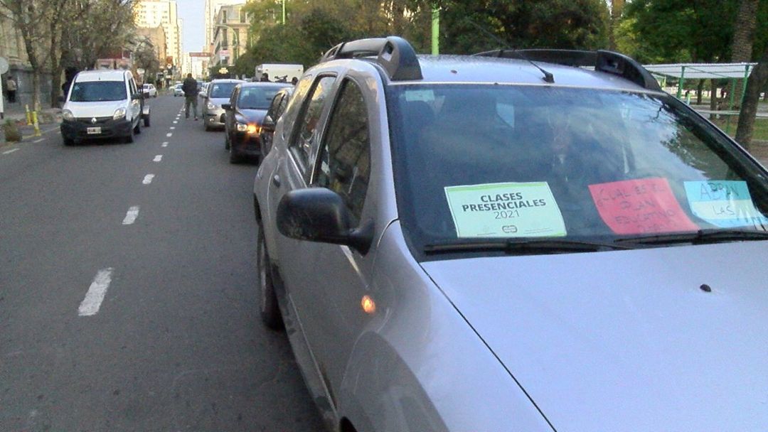 Se realizó un nuevo bocinazo para pedir por la presencialidad en las aulas