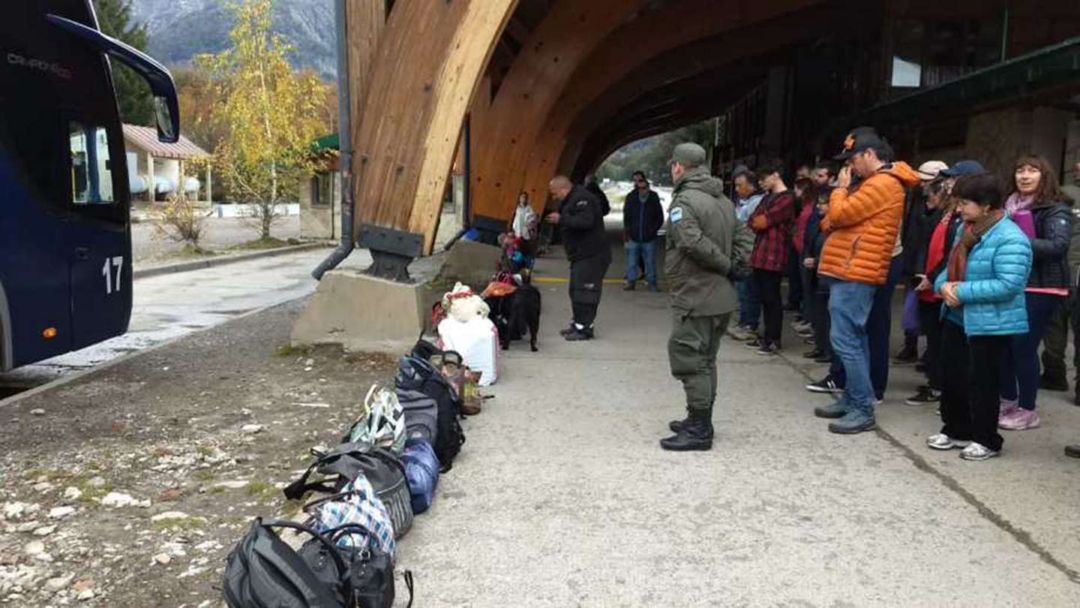 La justicia de Río Negro absolvió a una mujer que intentó pasar droga a Chile para pagar la cirugía de su hijo