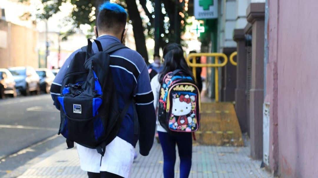 Vuelta a clases presenciales: cómo queda el calendario escolar en la Capital y la Provincia de Buenos Aires tras los anuncios