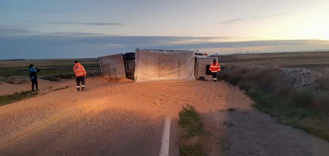 Fuerte choque en la ruta 33