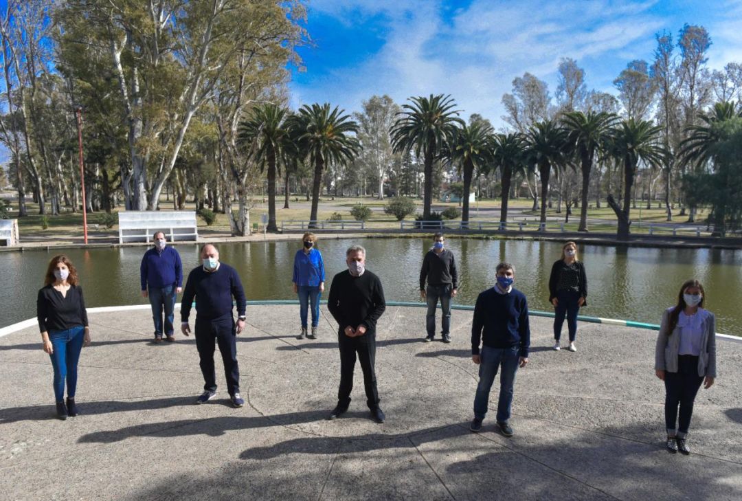 Gay presentó a los candidatos de Juntos para las próximas elecciones