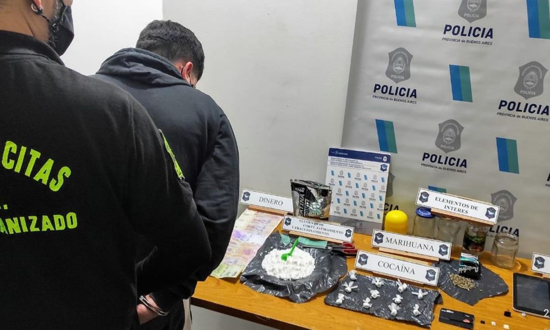 Detuvieron a un hombre que utilizaba a un nene para comercializar droga