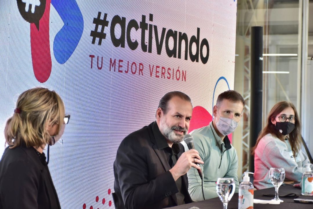 Susbielles y Pepe Sánchez presentaron el programa “#Activando, tu mejor versión”