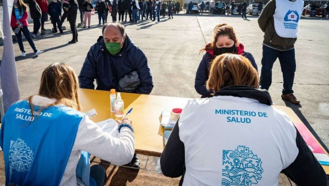 Un municipio bonaerense pedirá a los vecinos estar vacunados contra el coronavirus para hacer trámites