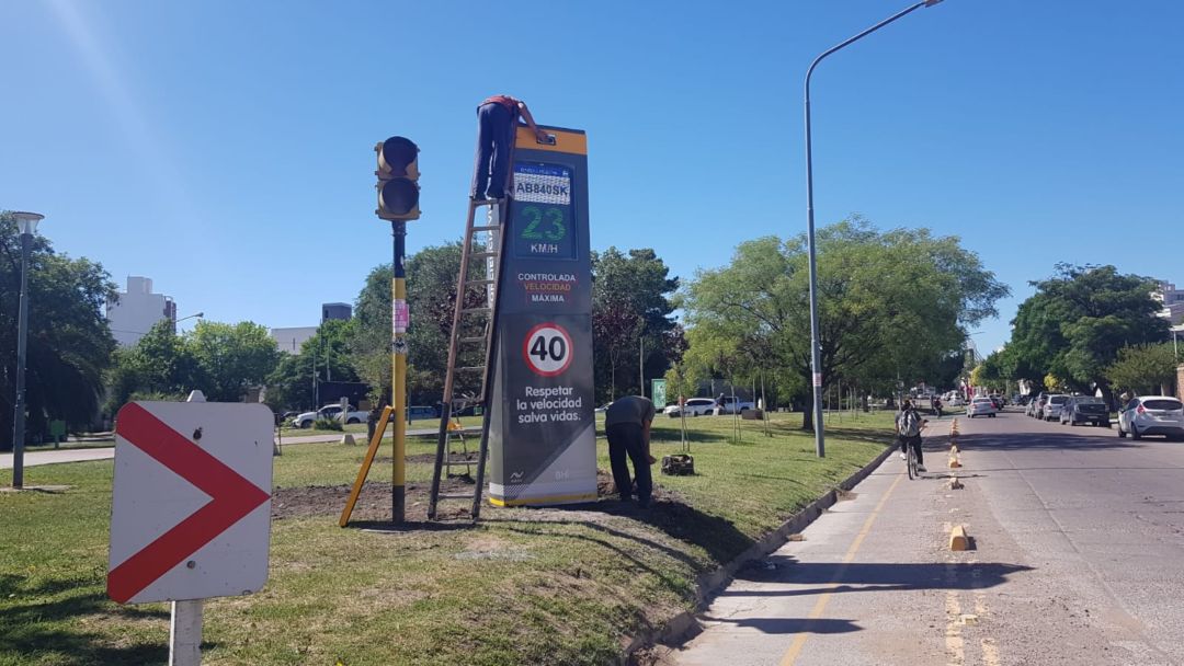 Instalaron nuevos radares de velocidad en la ciudad