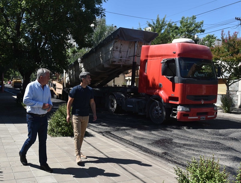 Comenzaron los trabajos para la repavimentación de 65 cuadras en diferentes barrios de la ciudad