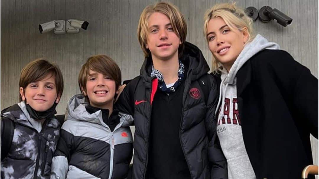 Wanda Nara se fue de vacaciones de invierno con sus hijos mayores: “Con ellos”