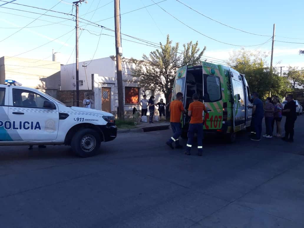 Dos mujeres resultaron con golpes tras ser atropelladas