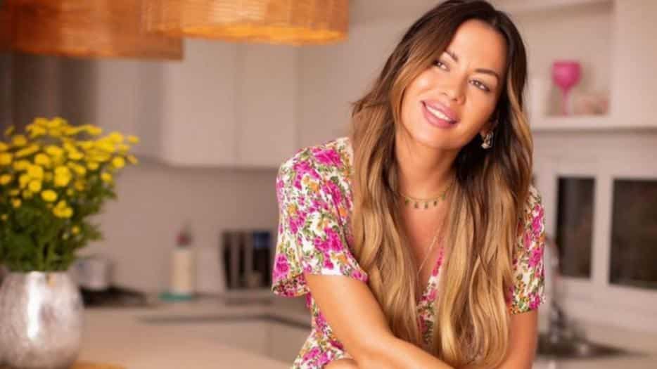 Karina Jelinek confirmó que será mamá: “Ya está, viene en camino”