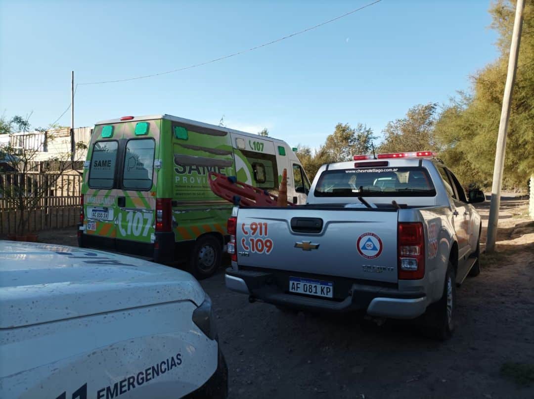 Un hombre cayó desde un techo y debió ser trasladado al hospital