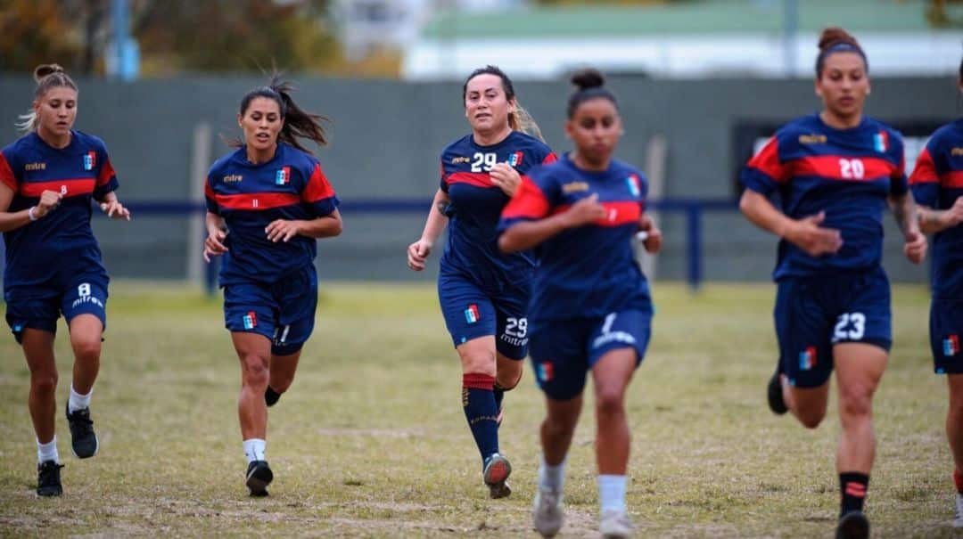 Los sueldos de las jugadoras de fútbol argentino: cuánto cobran las figuras de los equipos