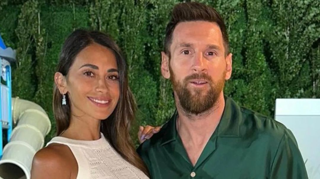 Messi se vistió de enanito verde para recibir el Año Nuevo y fue furor: “El que es campeón hace lo que quiere”