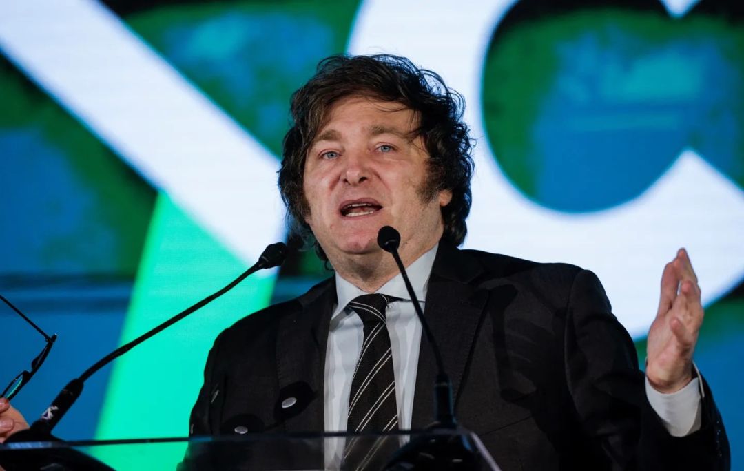 Javier Milei habló sobre el intento de golpe en Brasil y cuestionó la “doble moral” de la izquierda