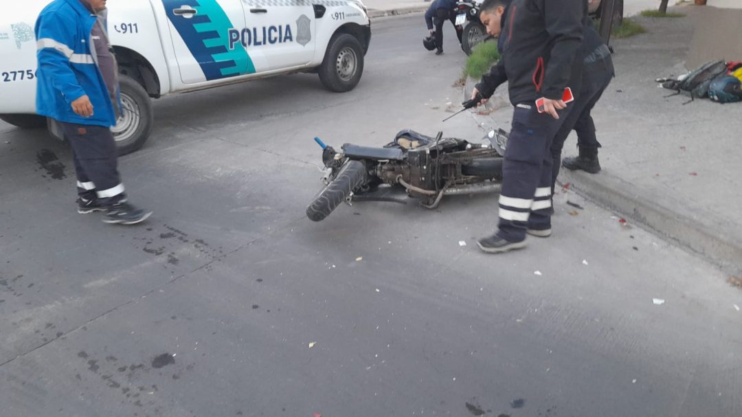 Un motociclista resultó herido tras un accidente en Bella Vista