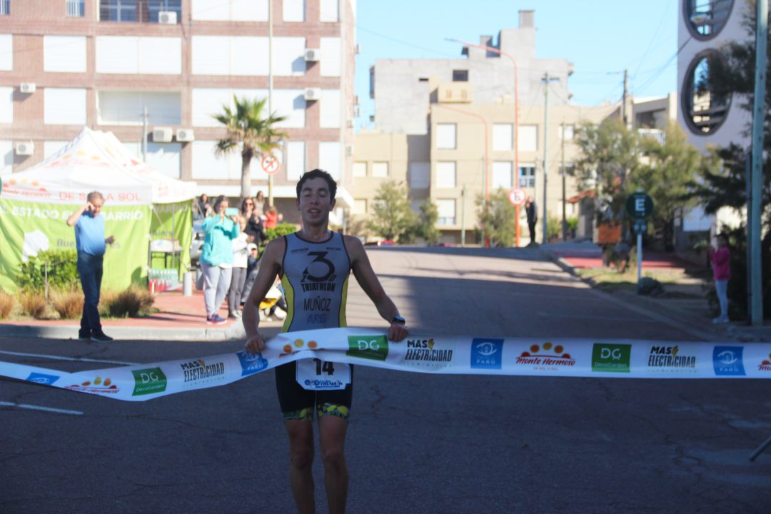 Todas las imágenes del Triatlón de Monte Hermoso