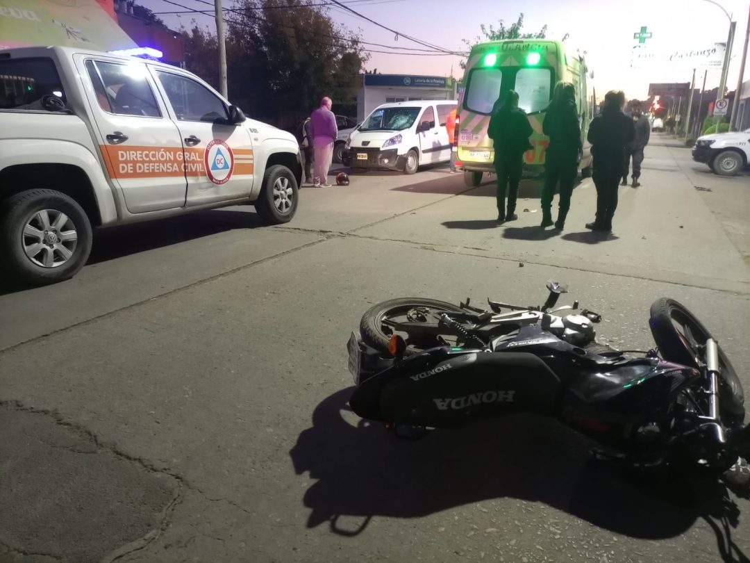 Motociclista herido y hospitalizado