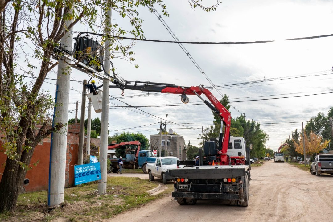 EDES finalizó la obra para mejorar el servicio en Millamapu y San Agustin