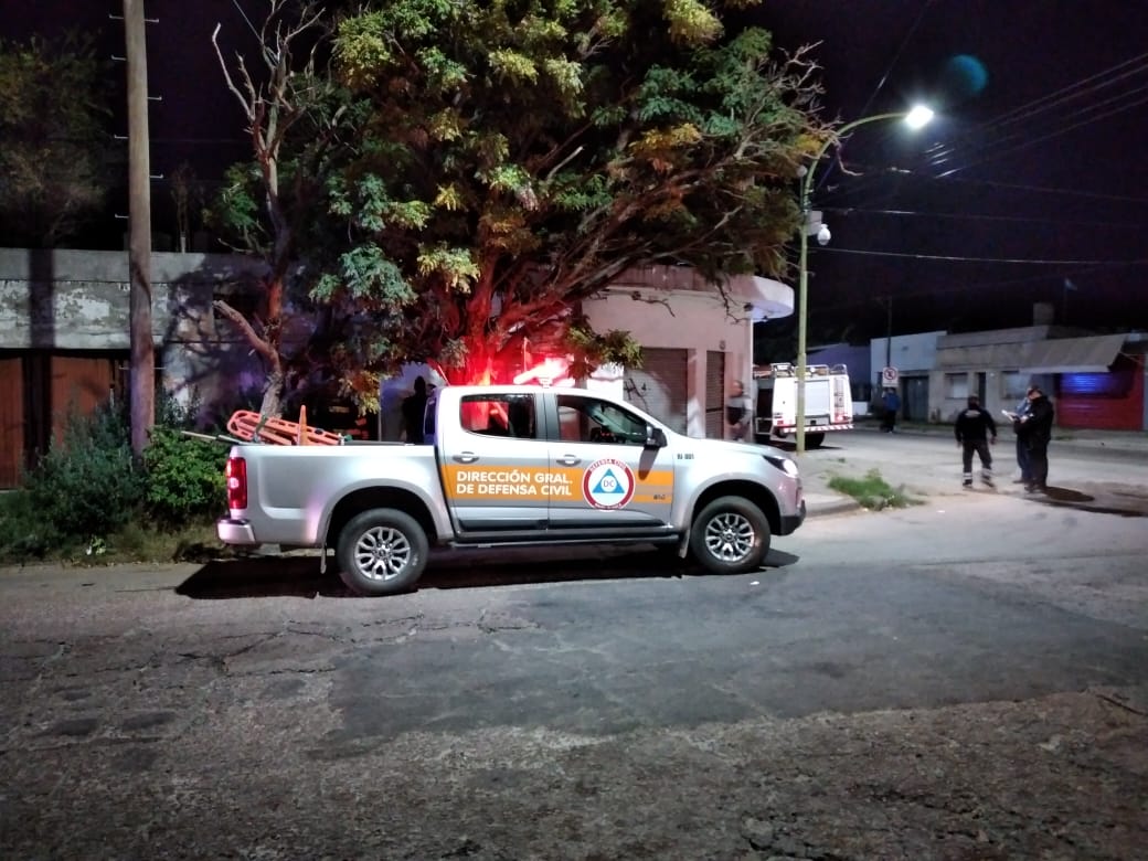 Se incendió la cocina de una vivienda y una mujer de 89 años debió ser hospitalizada