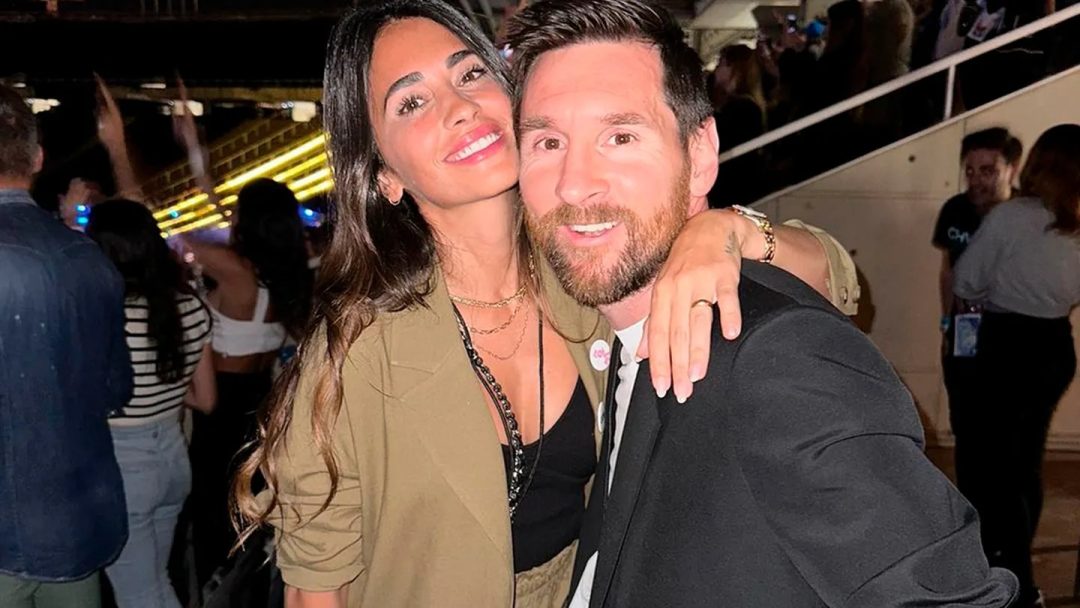 Lionel Messi posteó una foto con Antonela Roccuzzo y ella le respondió con un gesto cargado de amor