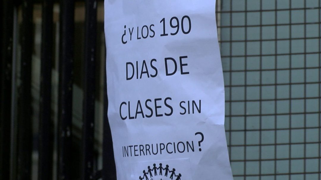 Reclamos frente al Consejo Escolar: madres y padres de 22 escuelas no quieren más paros