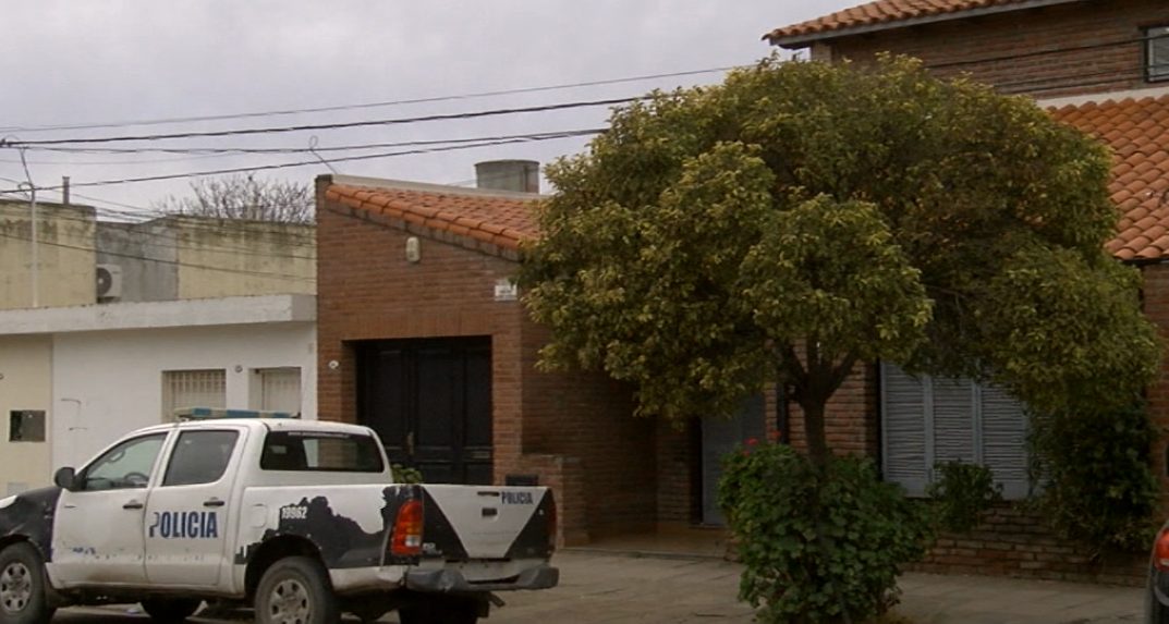 Asalto a una familia en Paraná al 1400: ataron y golpearon a las víctimas