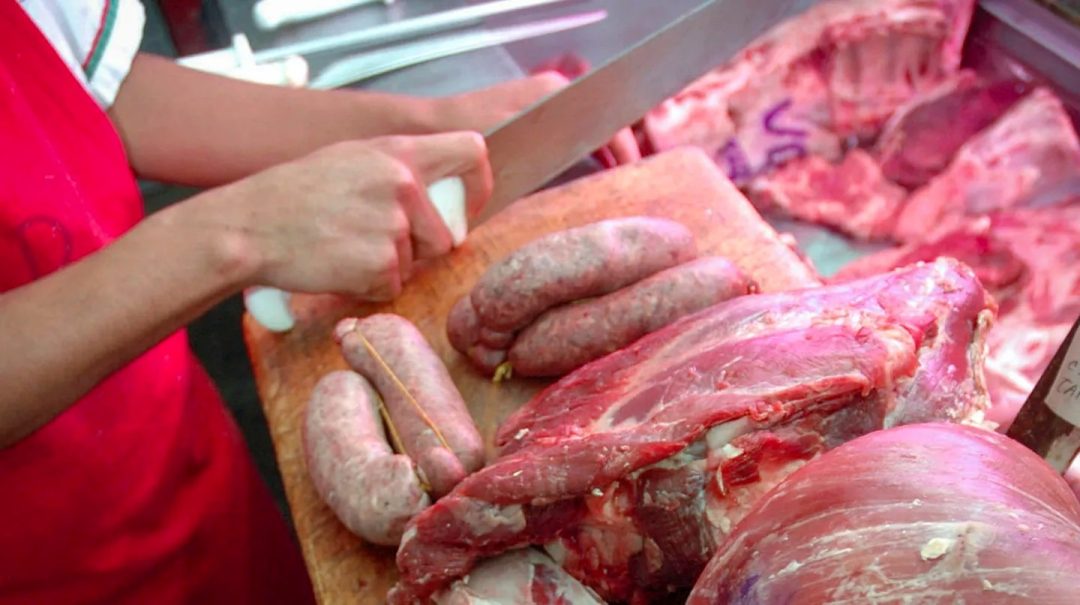 El Gobierno suspendió la exportación de carne por 15 días para negociar los precios con los frigoríficos