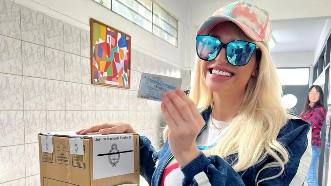 Elecciones PASO 2023: Vicky Xipolitakis volvió a grabarse en el cuarto oscuro y se convirtió en tendencia