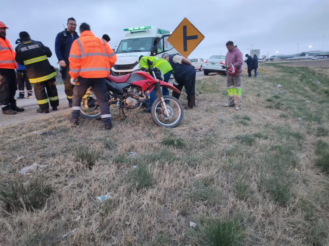 Dos motociclistas heridos en un choque cerca del Parque Industrial