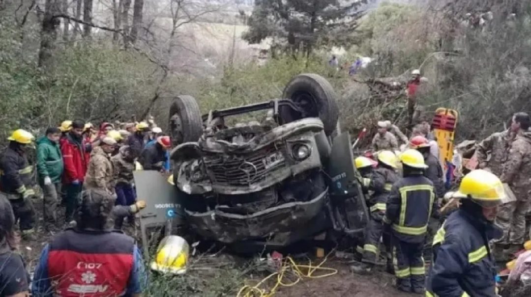 Tragedia en San Martín de los Andes: quiénes eran los soldados que murieron en el camión del Ejército