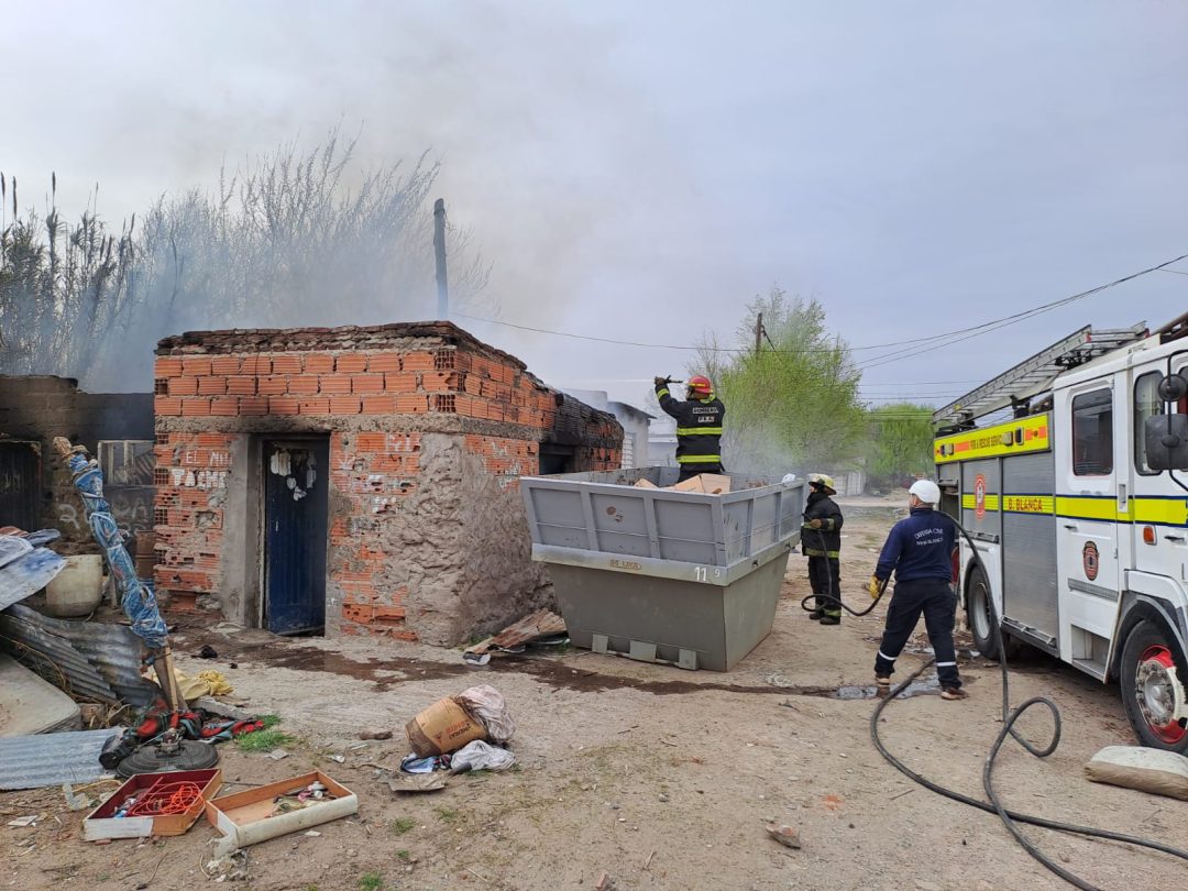 Pérdidas totales tras el incendio de una casa