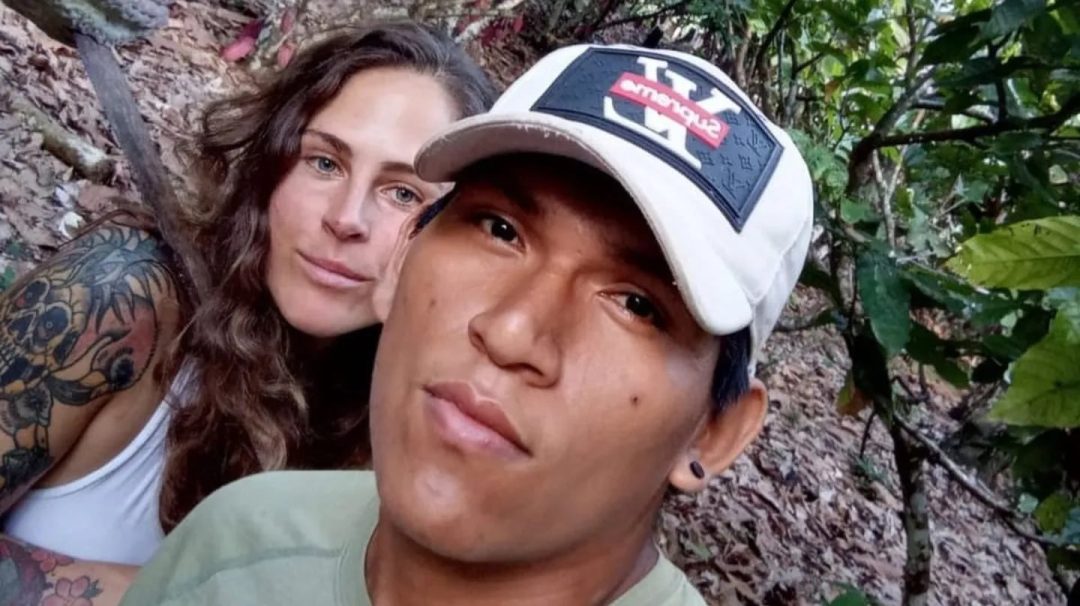 Es inglesa, se enamoró de un desconocido en Perú y dejó todo para vivir en la selva con él: “Sentimos amor”