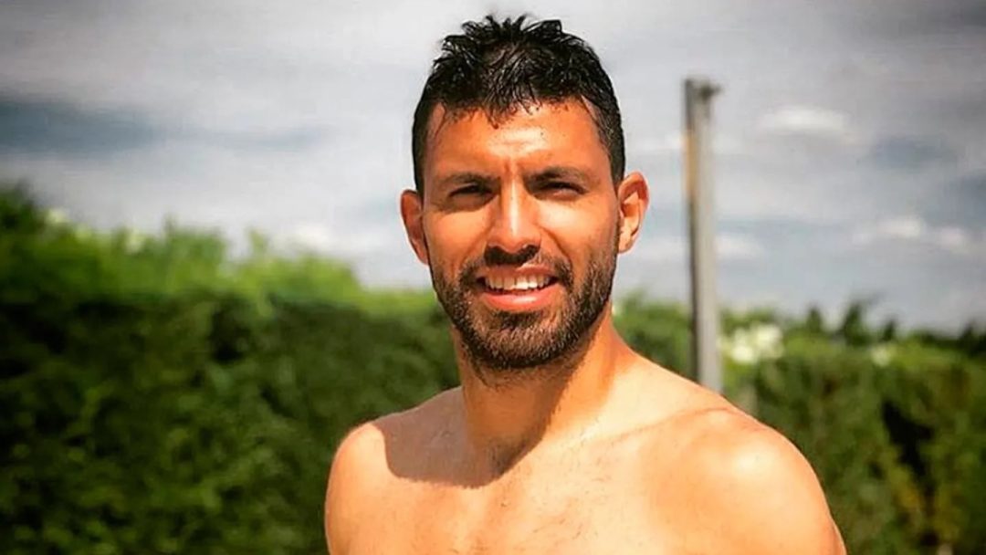 El Kun Agüero desmintió haber sufrido un accidente en una moto de agua