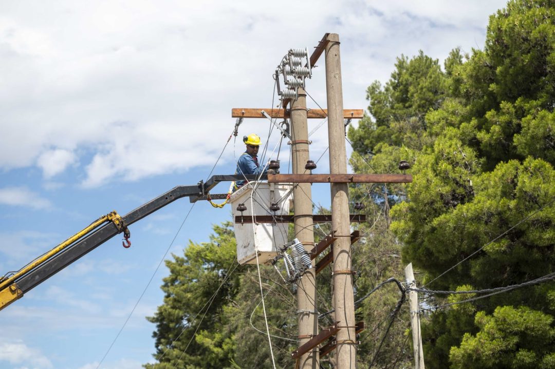 Edes aseguró que repuso la electricidad al 90% de los usuarios