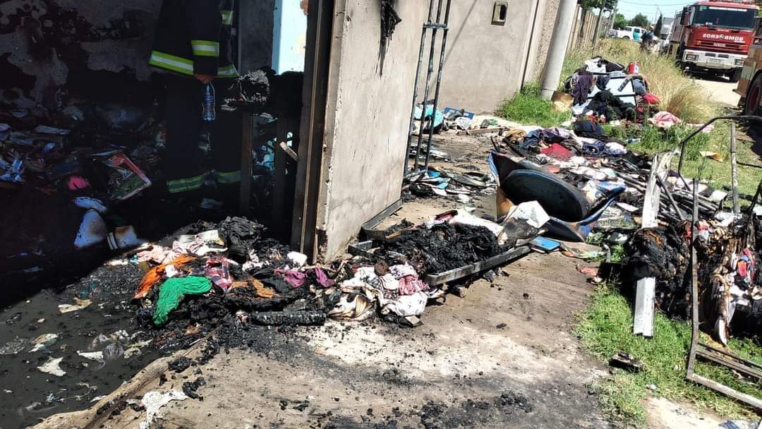 Punta Alta: Investigan las causas del incendio en un merendero