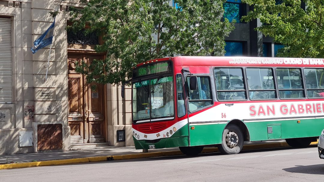 Transporte en el interior: Provincia lanza un subsidio transitorio para cubrir la retirada de Nación