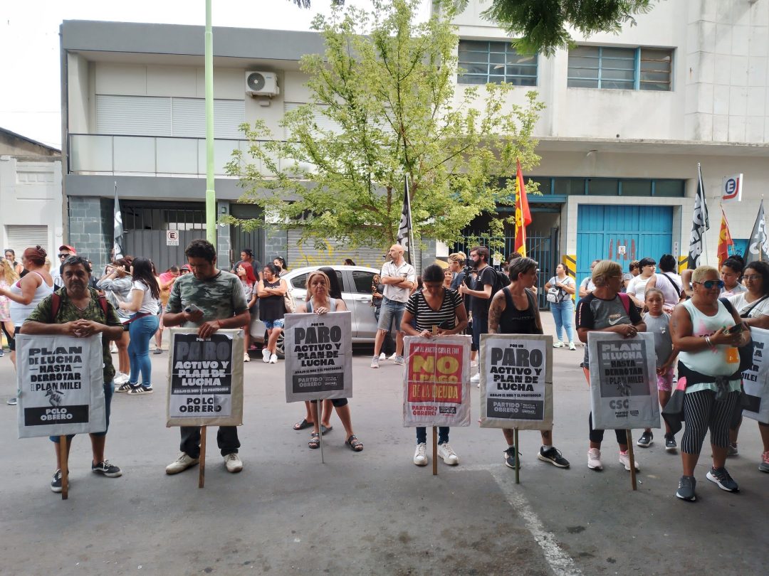 Reclamo del Polo Obrero por recortes a comedores escolares