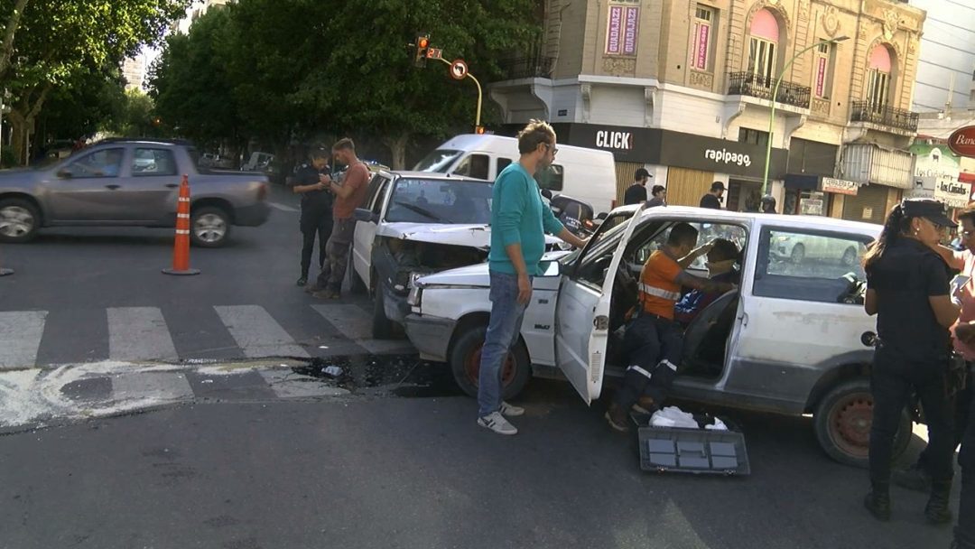 Fuerte choque en Colón y Vieytes