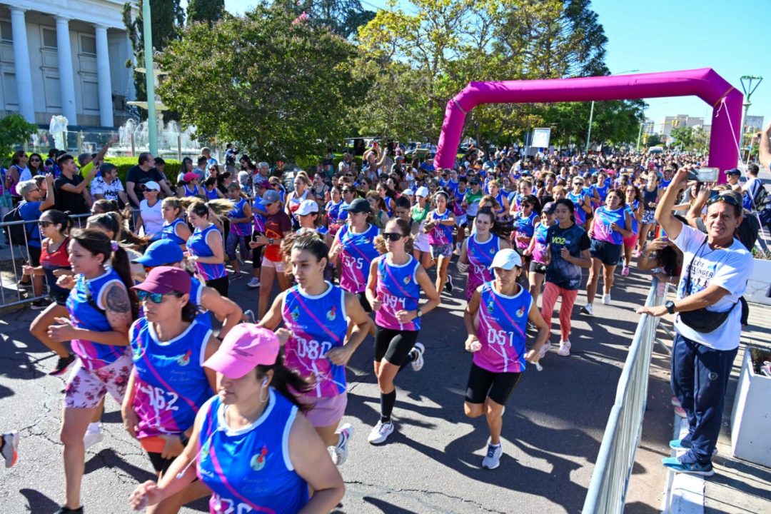 Se desarrolló una nueva edición de la Carrera de la Mujer