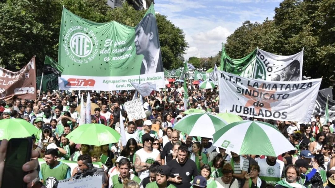 ATE inicia su plan de lucha contra los despidos de estatales: toma de edificios públicos, paro y movilización