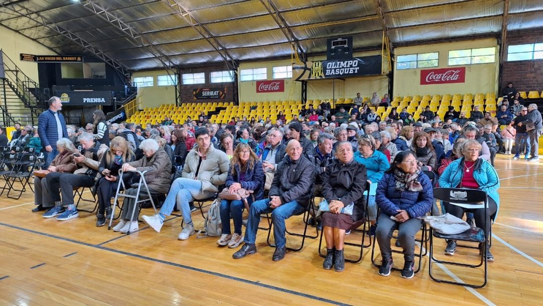 Entregaron escrituras que benefician a más de 500 familias en la ciudad