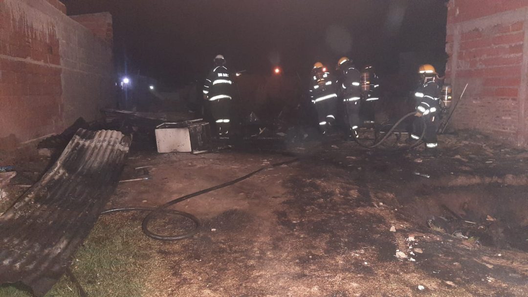 Se incendió su casa y perdieron todo