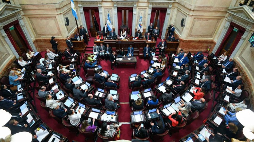 Con un recinto dividido, el oficialismo encara una semana crucial para la discusión de la Ley Bases en el Senado