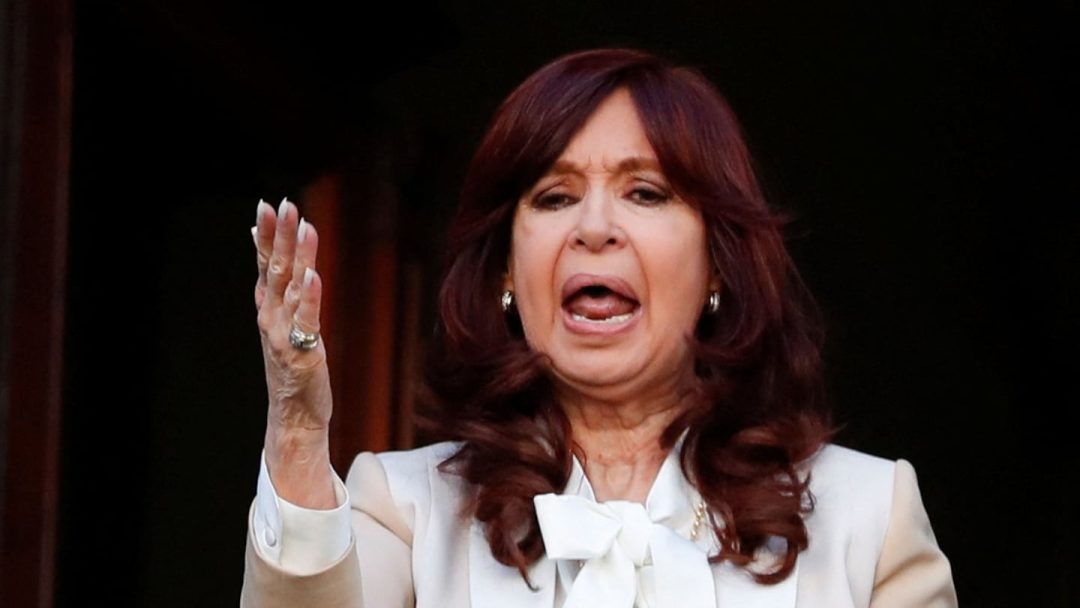 “Más claro echale agua”: la reacción de Cristina Kirchner tras el inicio del juicio por el atentado