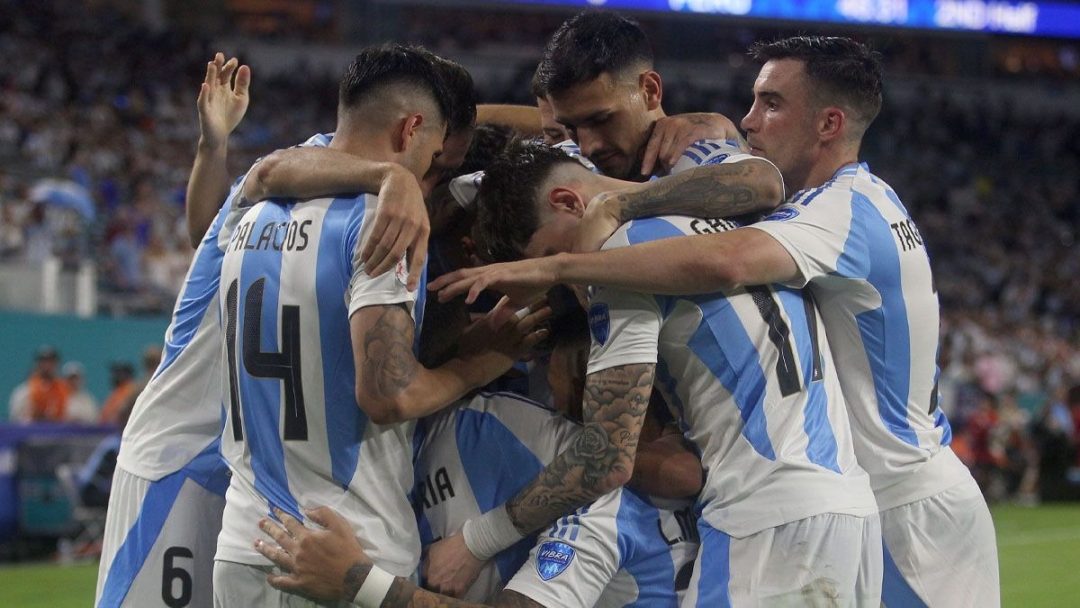 La Selección argentina venció a Ecuador en los penales y pasó a las semifinales de la Copa América